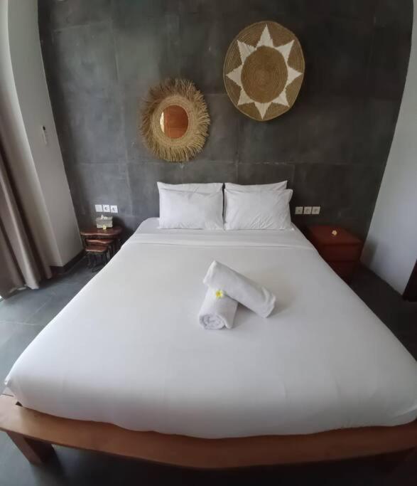 Otilia: 3bed With Pool *