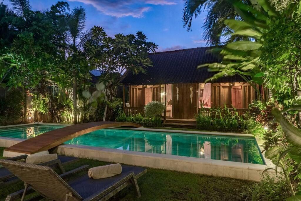 Joglo Oberoi Beautiful 4br Prime Location Seminyak (Bali)