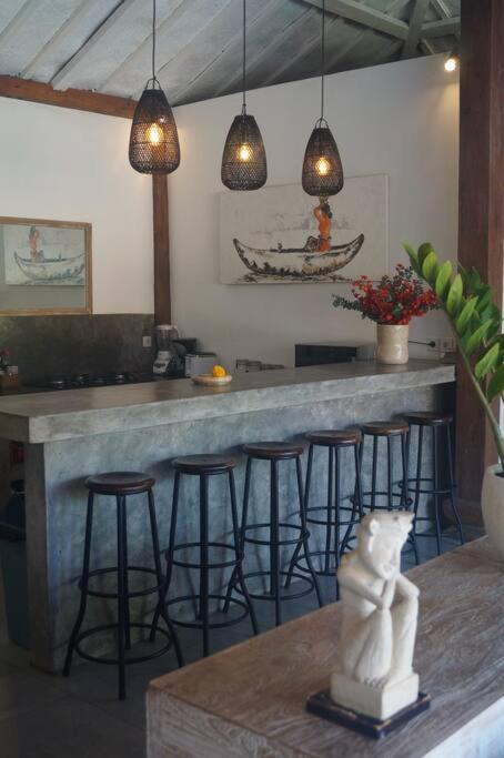 Villa Joglo Oberoi Beautiful 4br Prime Location