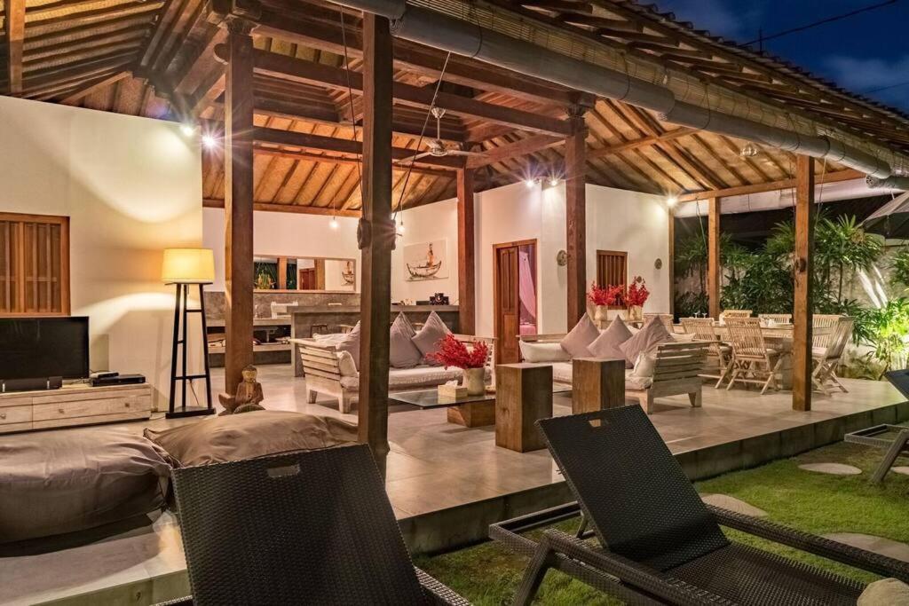 Joglo Oberoi Beautiful 4br Prime Location * Seminyak (Bali)