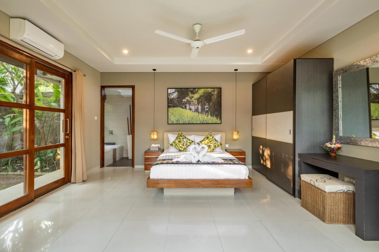500m2 With 14m Pool, Bbq, Pinball - *