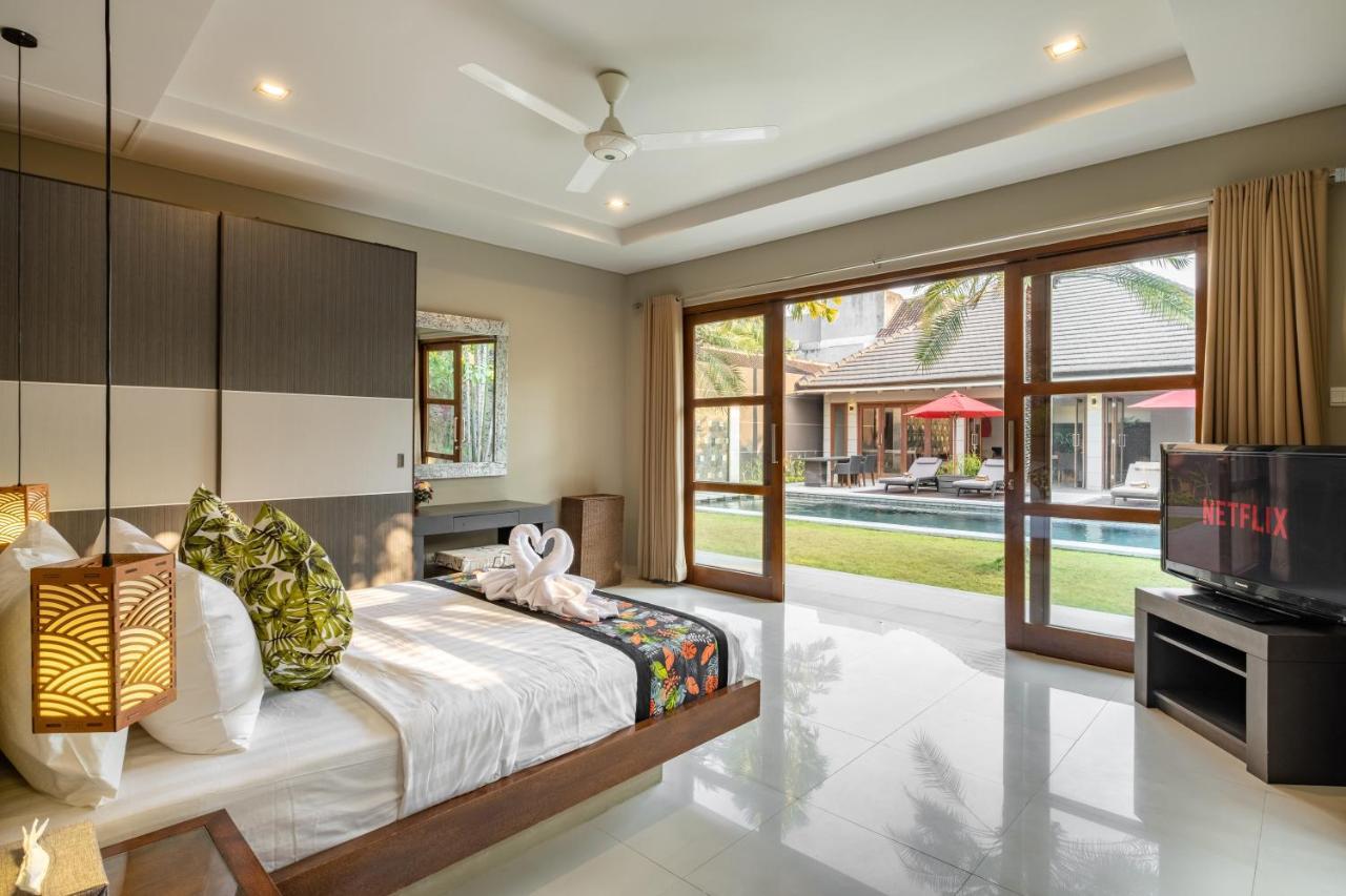 Villa 500m2 With 14m Pool, Bbq, Pinball -