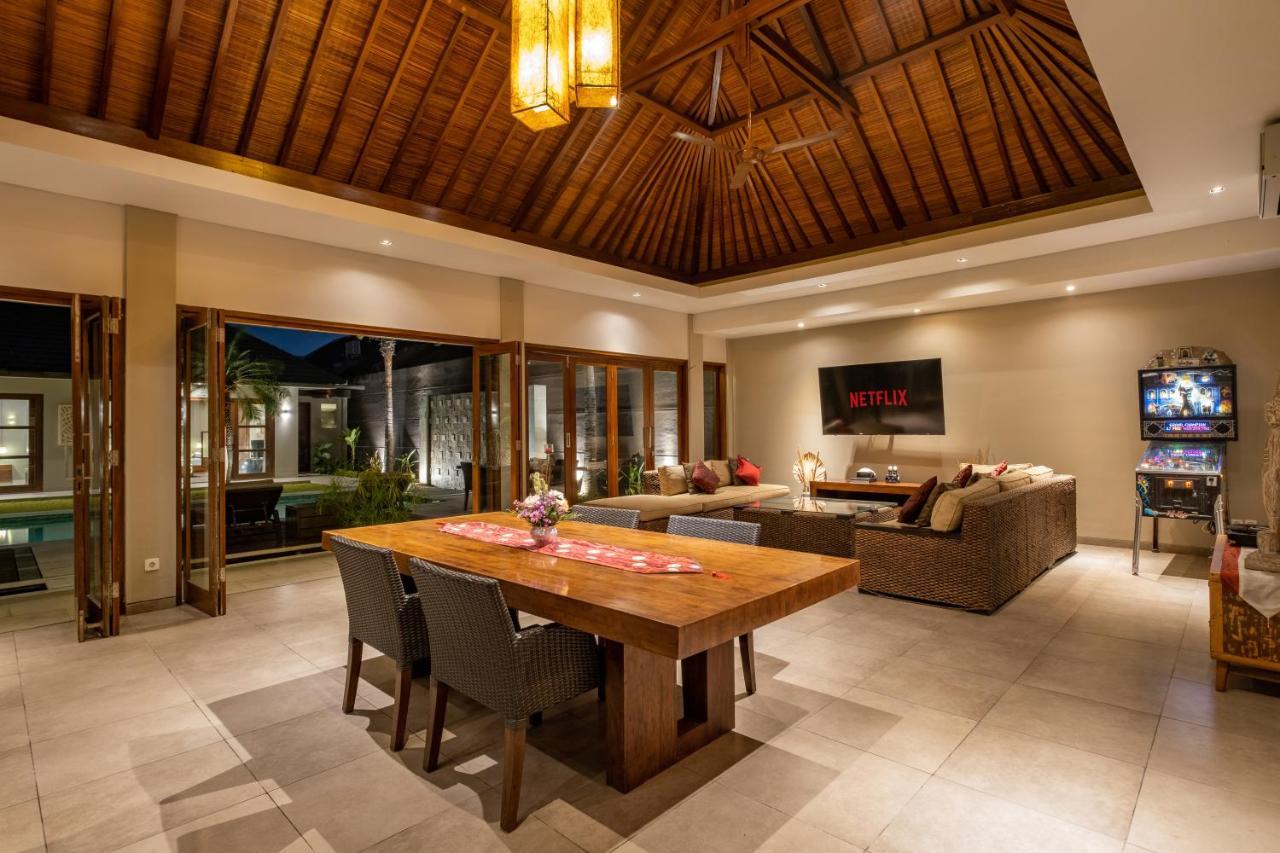 Villa 500m2 With 14m Pool, Bbq, Pinball -