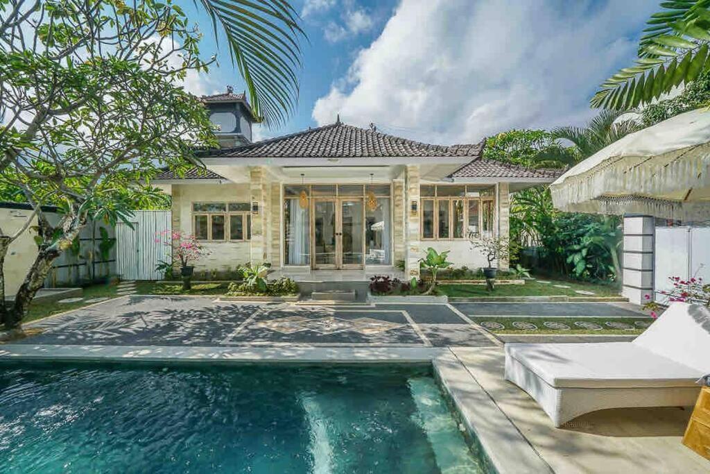 Villa Villa James Seminyak *