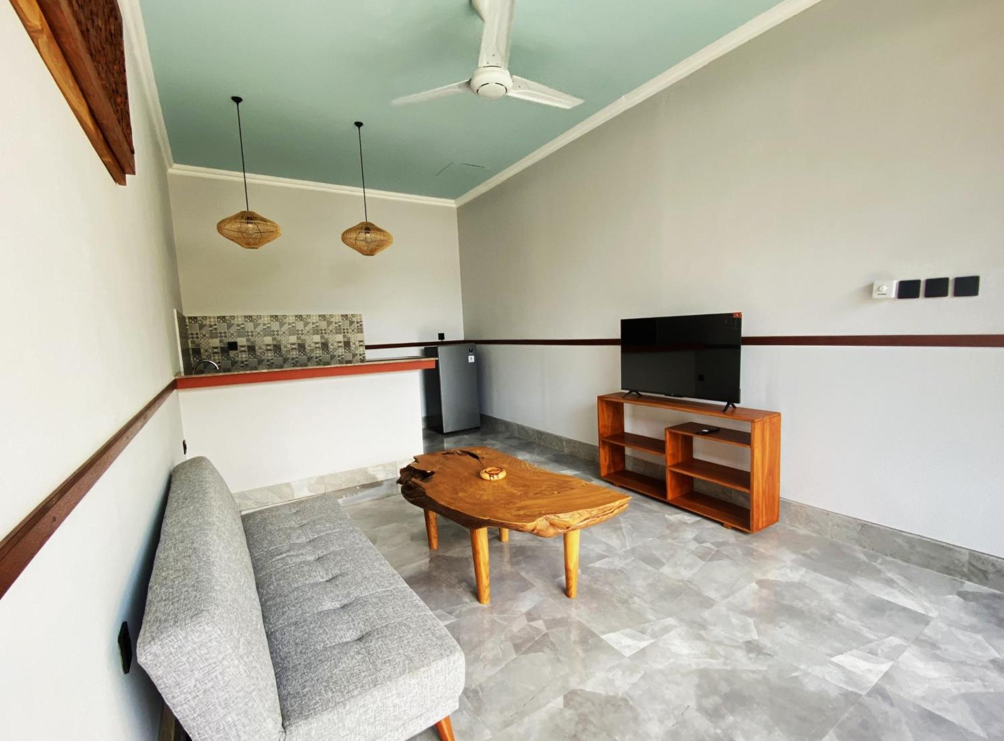 Kanitri Villa