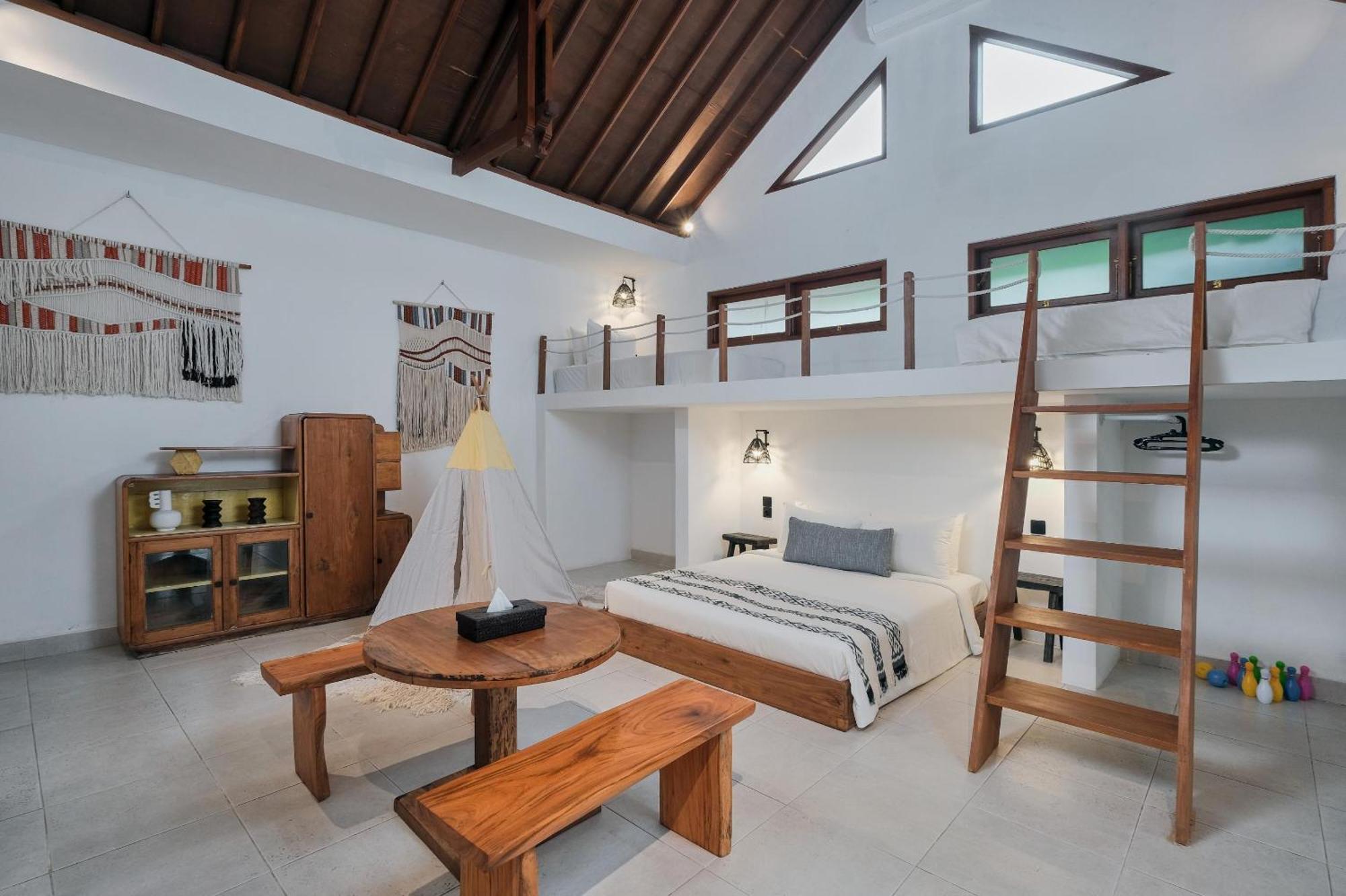 Nativ Living Legian 6br 16px Big Group Walk To 66 * Seminyak (Bali)