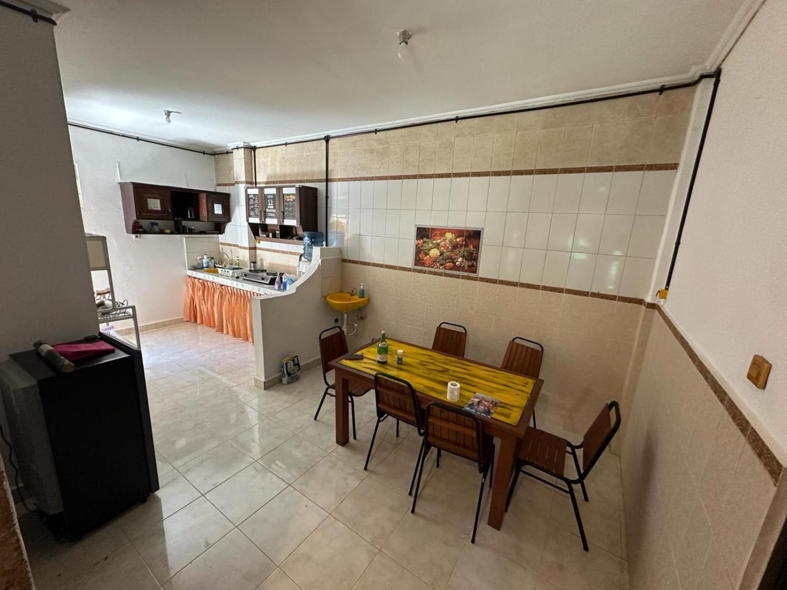 Rodin Bali Hostel *