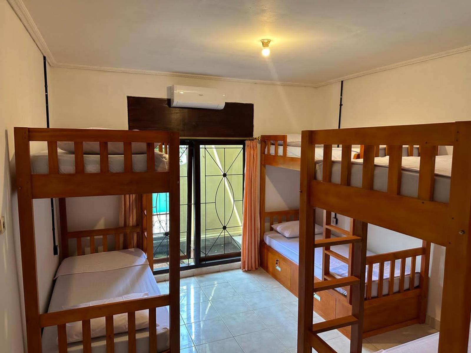 Hostel Rodin Bali *