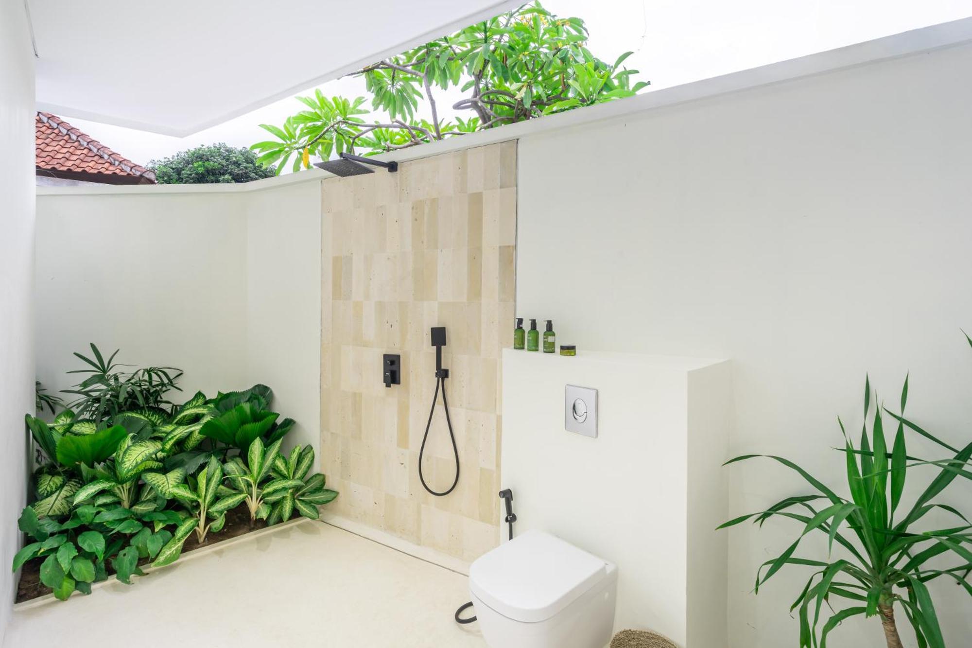 Skye Modern Luxury Unveiled 4br Seminyak (Bali)