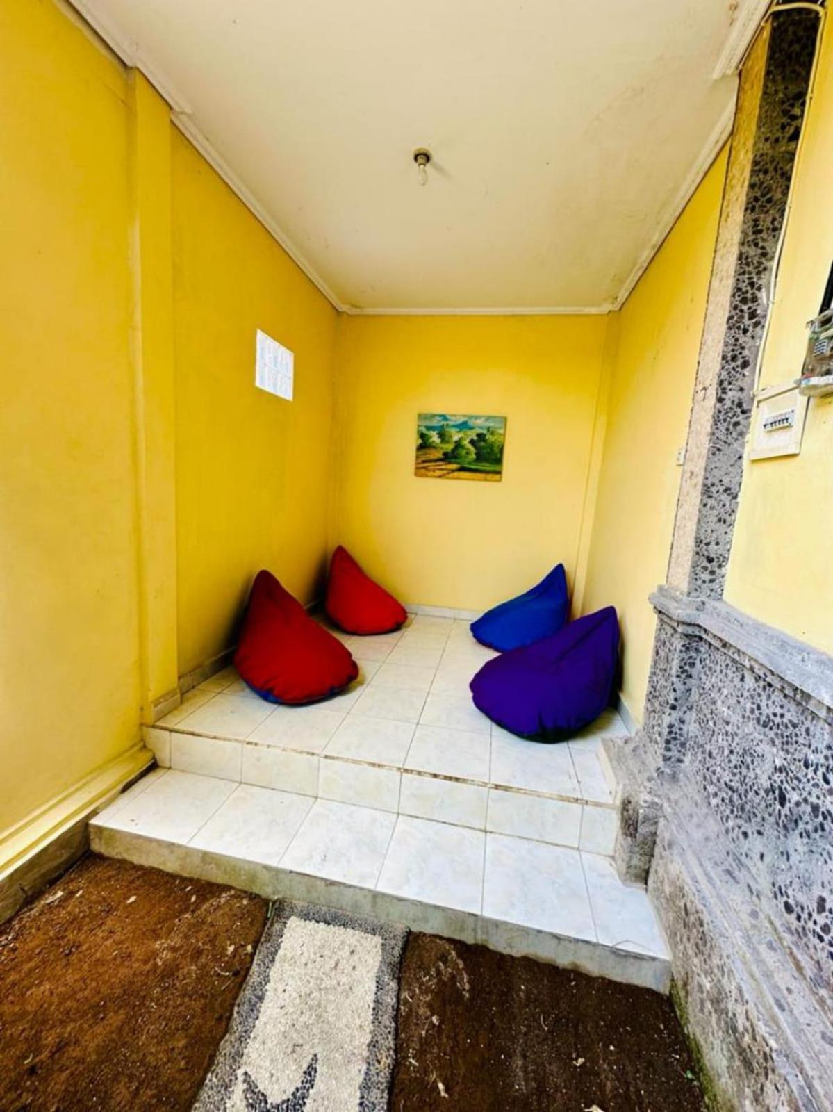 Hostel Rodin Bali *