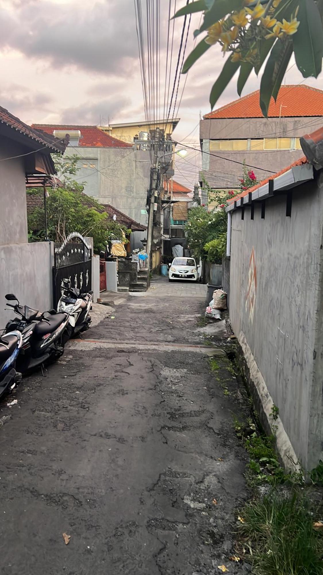 Rodin Bali Hostel *