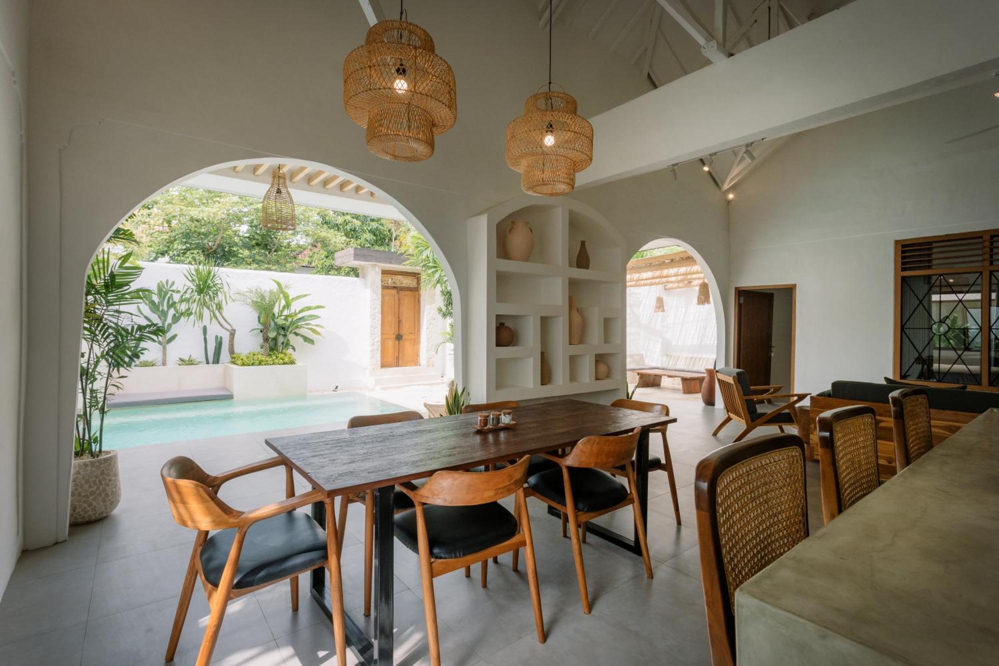Villa Batu Putih *