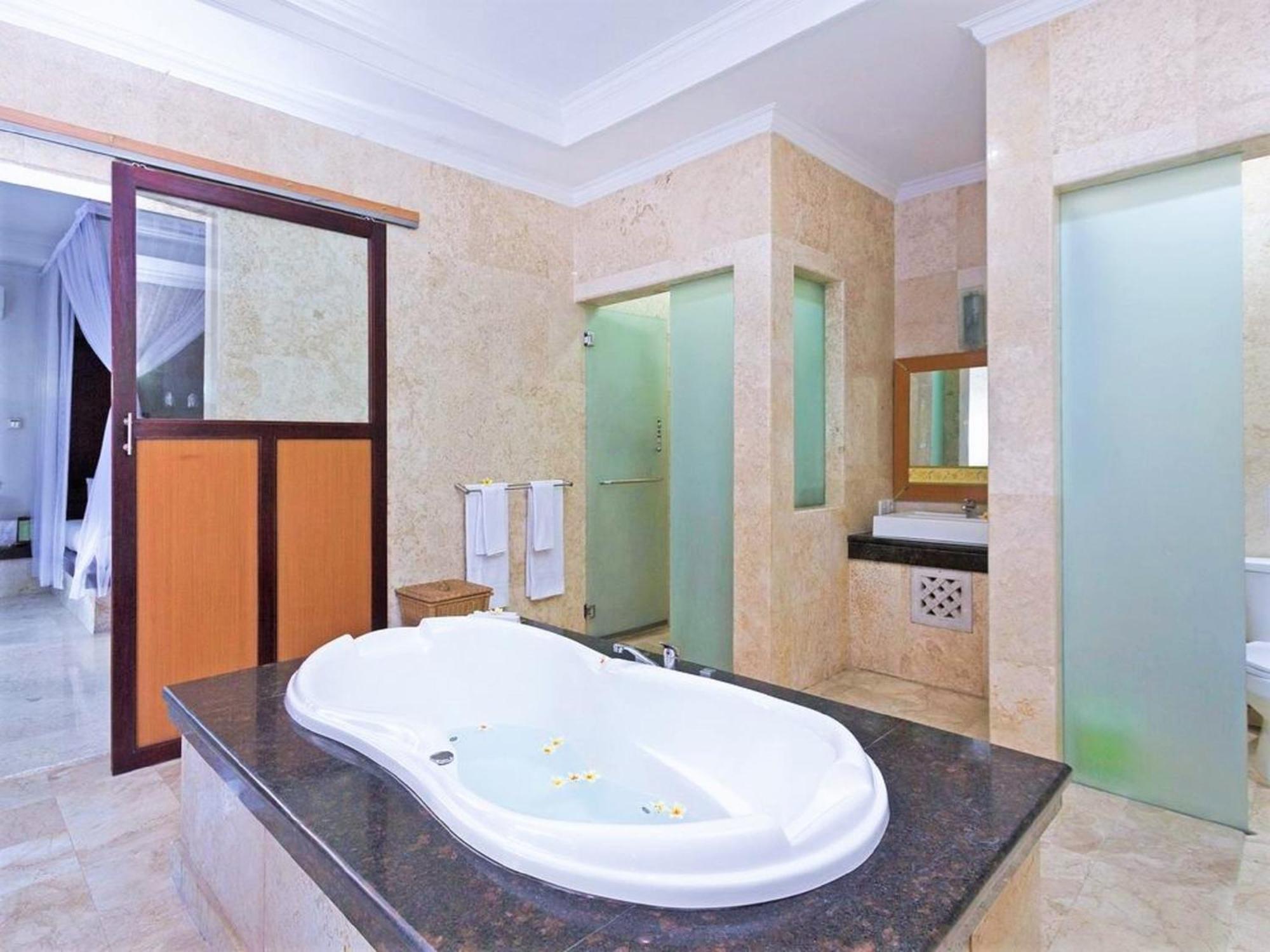 Biệt thự One Bedroom Private Kuta Seminyak (Bali)