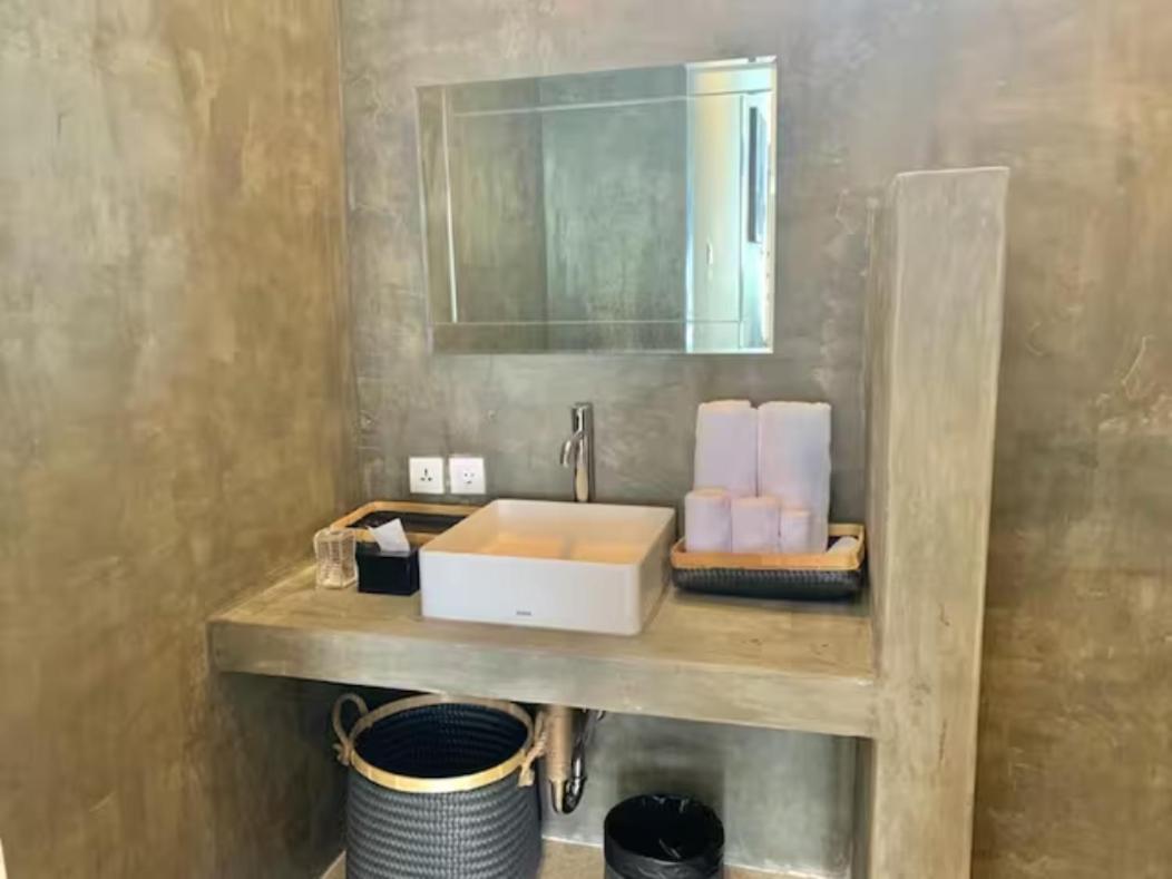 Alami Apartment