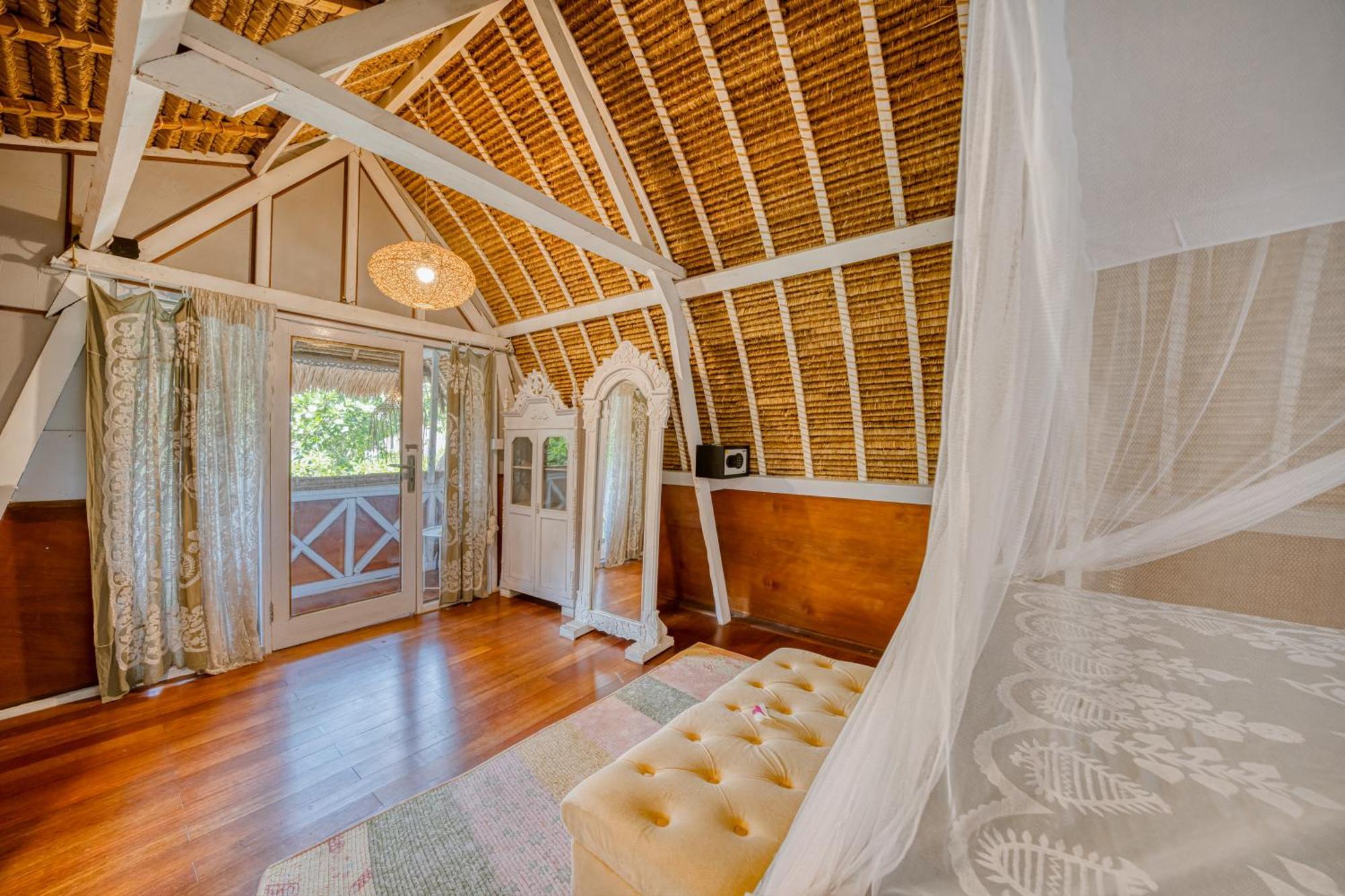 Kalis, 10 Bedroom Family And Group Villa Seminyak (Bali)