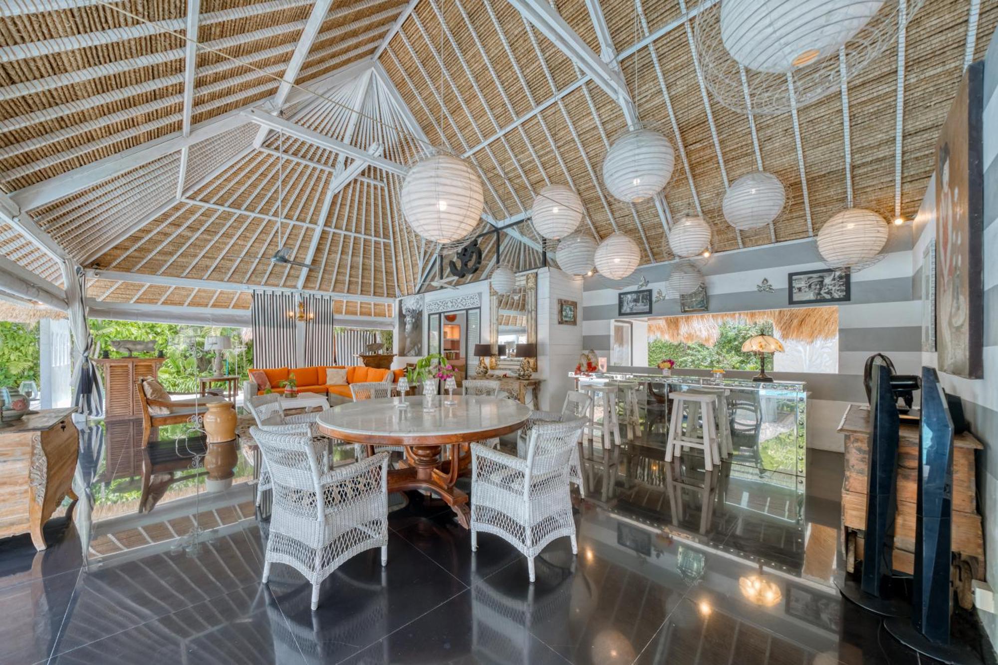 Kalis, 10 Bedroom Family And Group Seminyak (Bali)