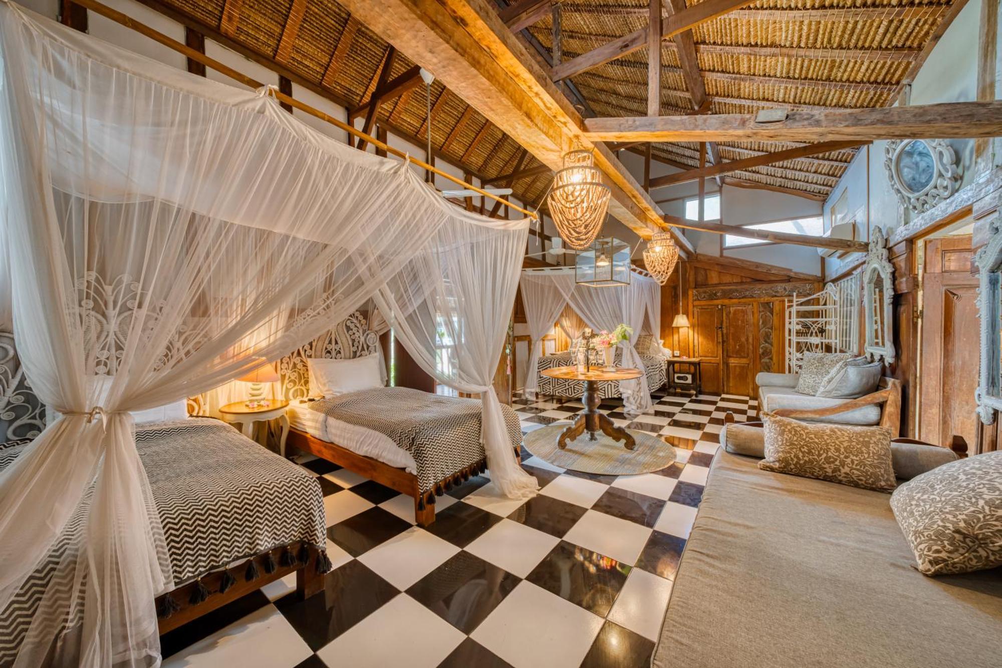 Kalis, 10 Bedroom Family And Group Villa