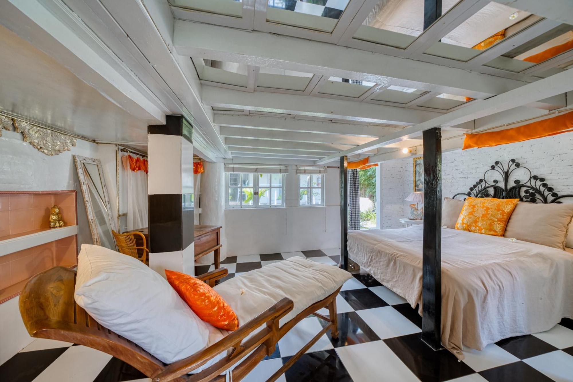 Villa Kalis, 10 Bedroom Family And Group Seminyak (Bali)