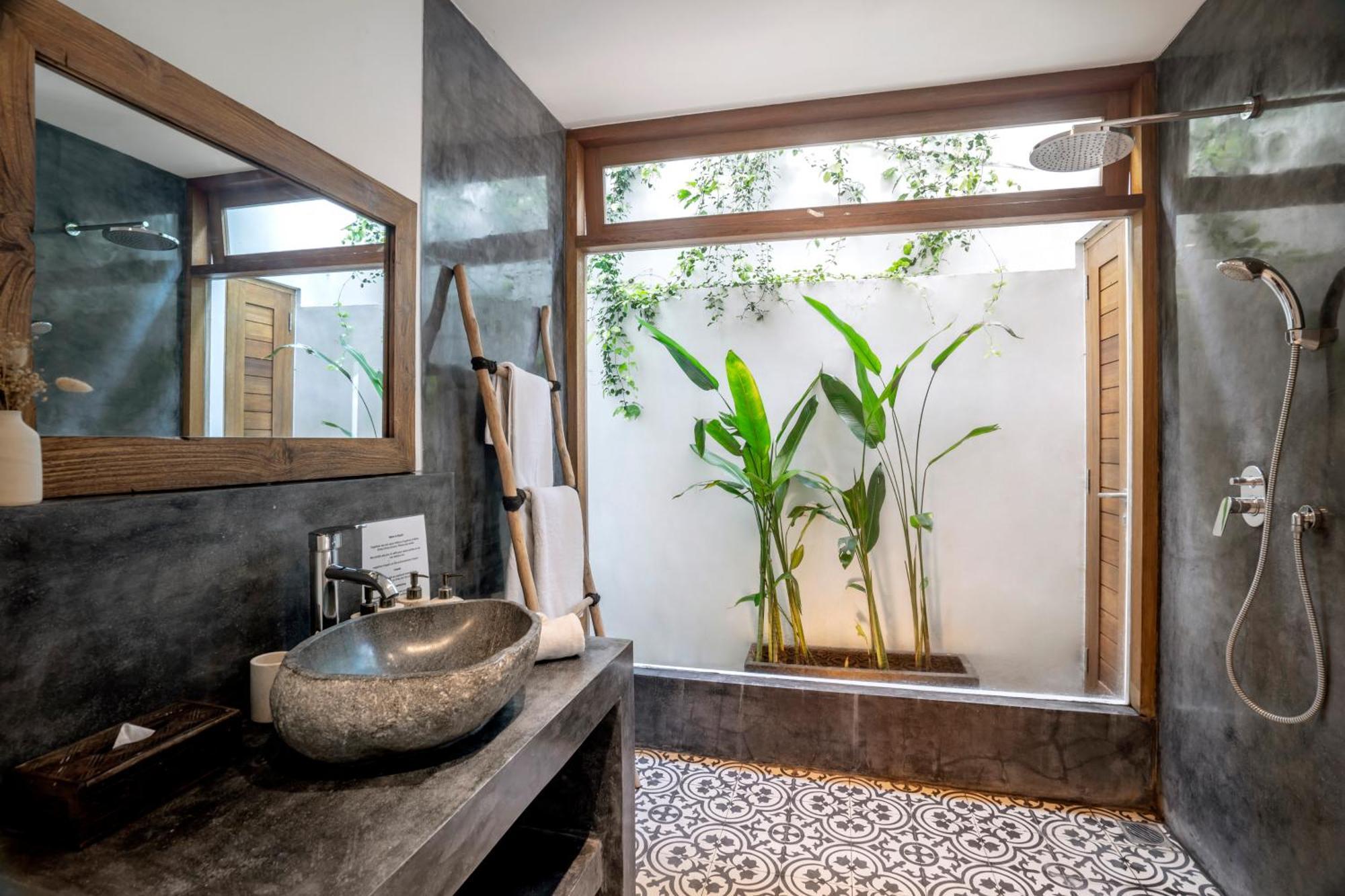 Loma By Alfred In Bali Villa *