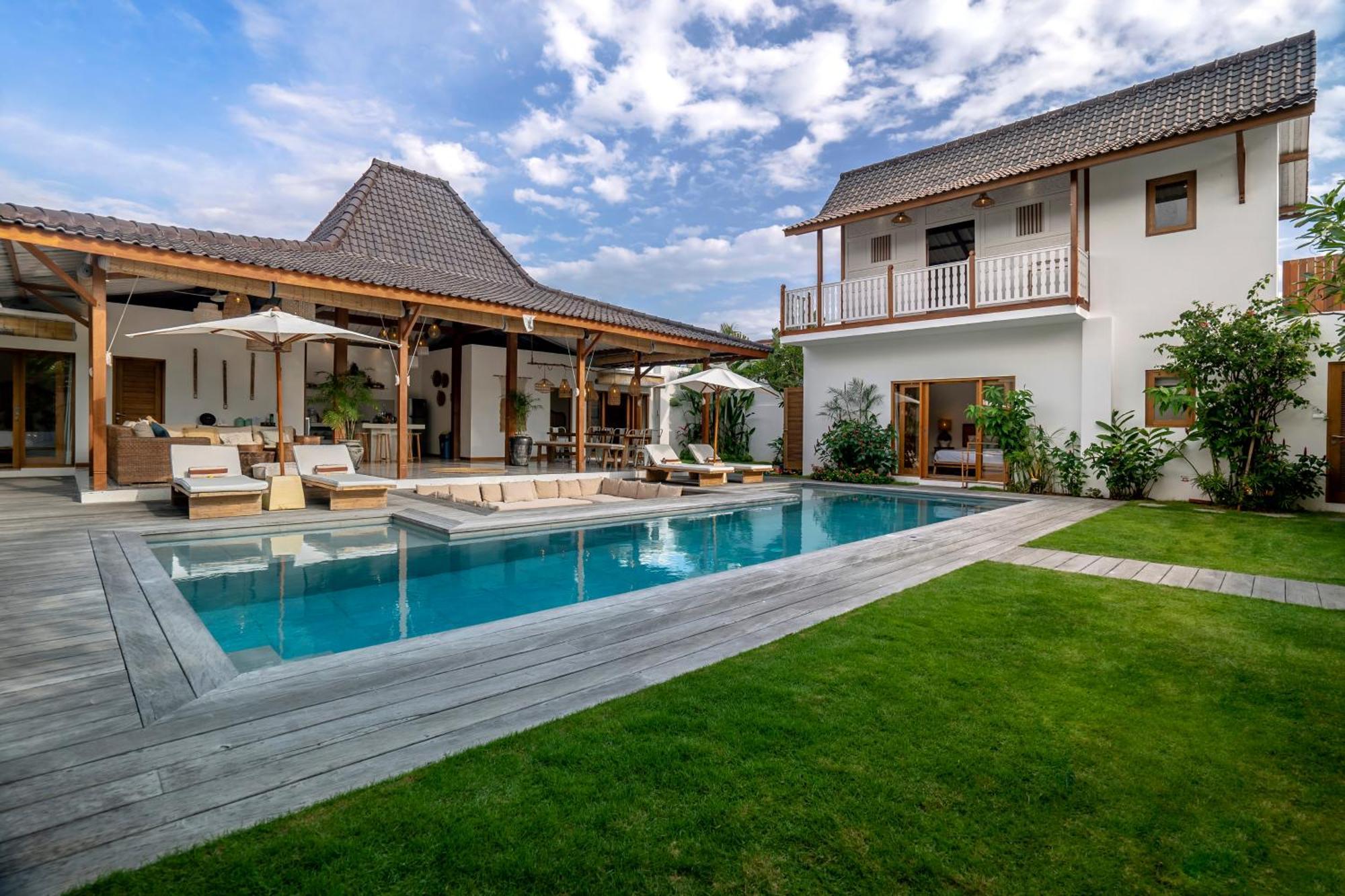 Loma By Alfred In Bali *
