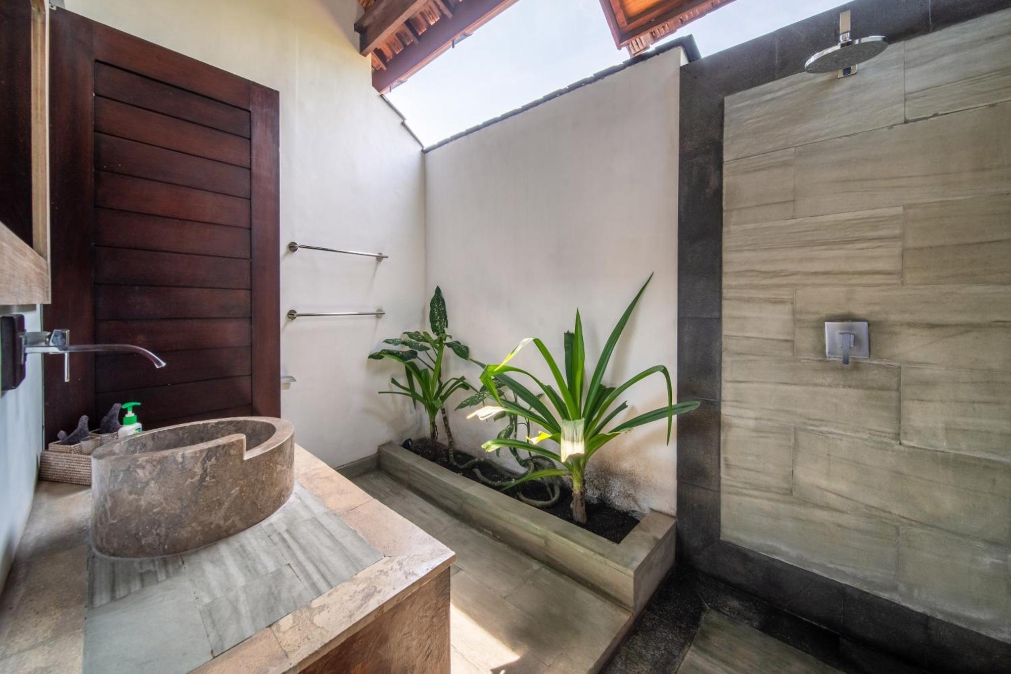 Biệt thự Bewa By Finder Seminyak (Bali)
