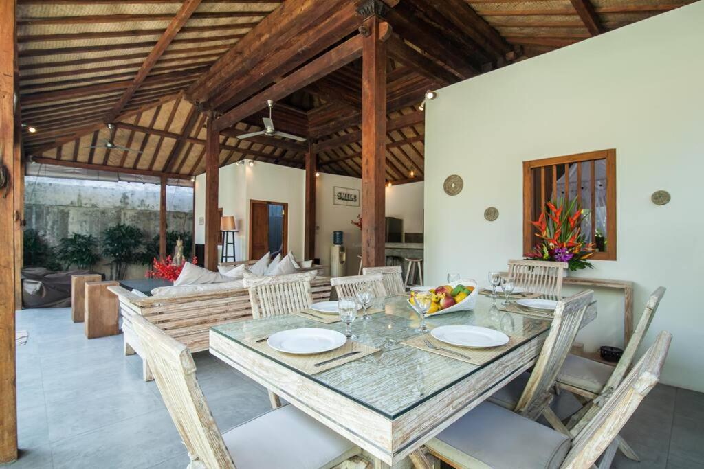 Villa Joglo Oberoi Beautiful 4br Prime Location Seminyak (Bali)