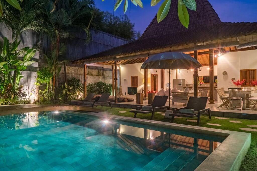 Joglo Oberoi Beautiful 4br Prime Location Villa Seminyak (Bali)