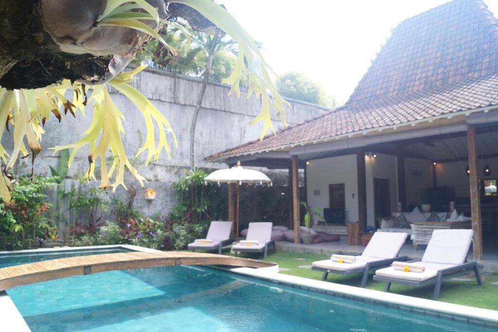 Joglo Oberoi Beautiful 4br Prime Location Villa *