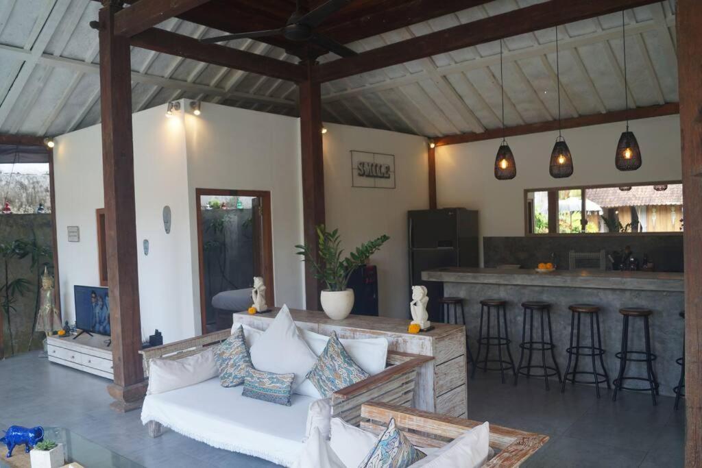 Joglo Oberoi Beautiful 4br Prime Location Villa Seminyak (Bali)