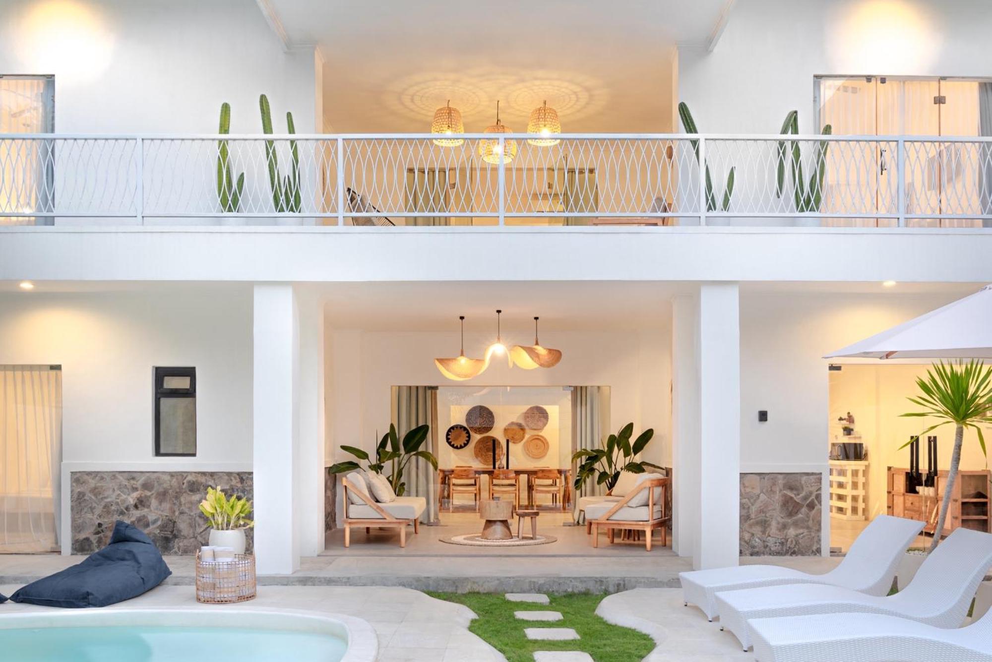 Pousada Casa De Lupe 5 Bedroom In Kerobokan Seminyak
