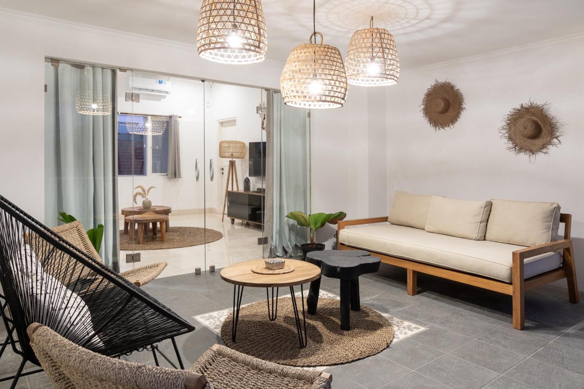 Casa De Lupe 5 Bedroom In Kerobokan Seminyak