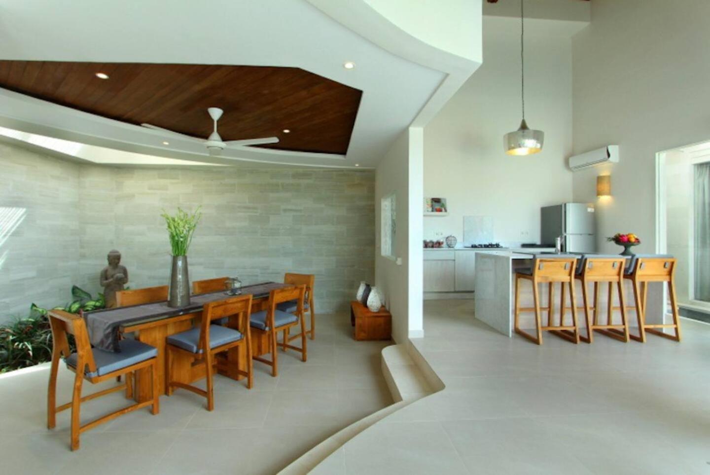 Kmea 4 Seminyak (Bali)