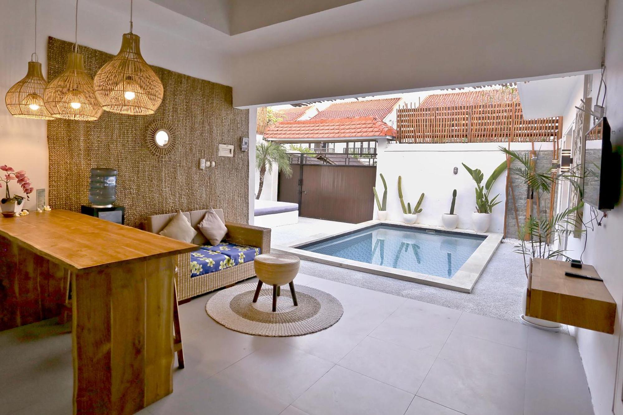 Elijah * Seminyak (Bali)
