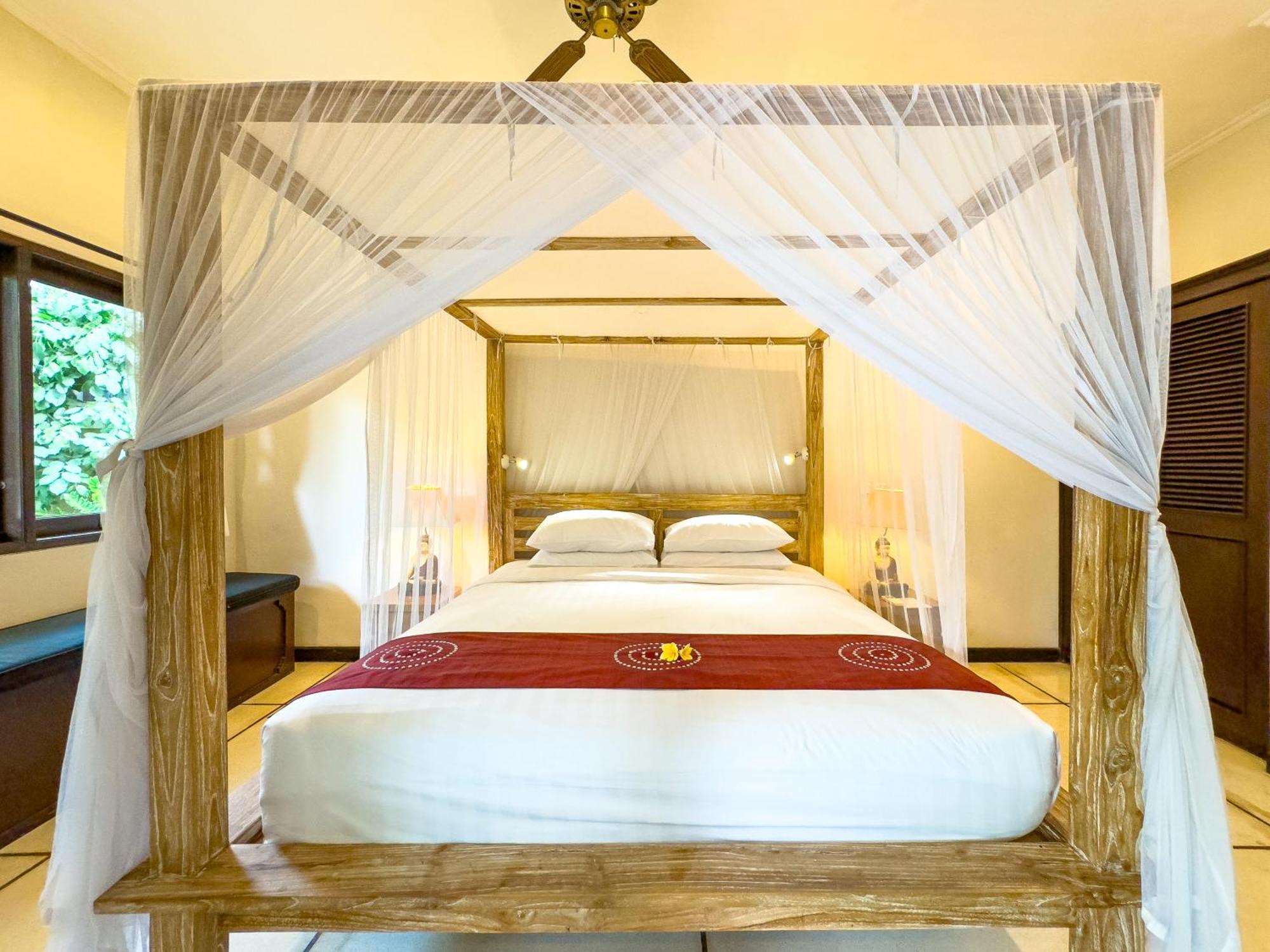 Villa Bugis Kayu Aya Seminyak