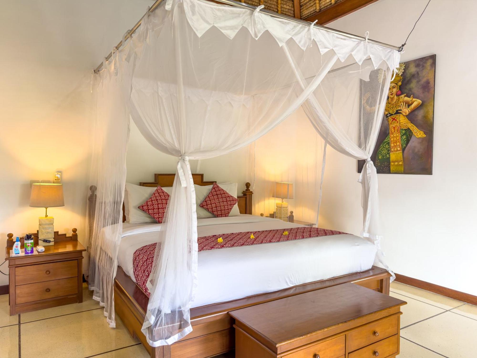 Bugis Kayu Aya Villa Seminyak