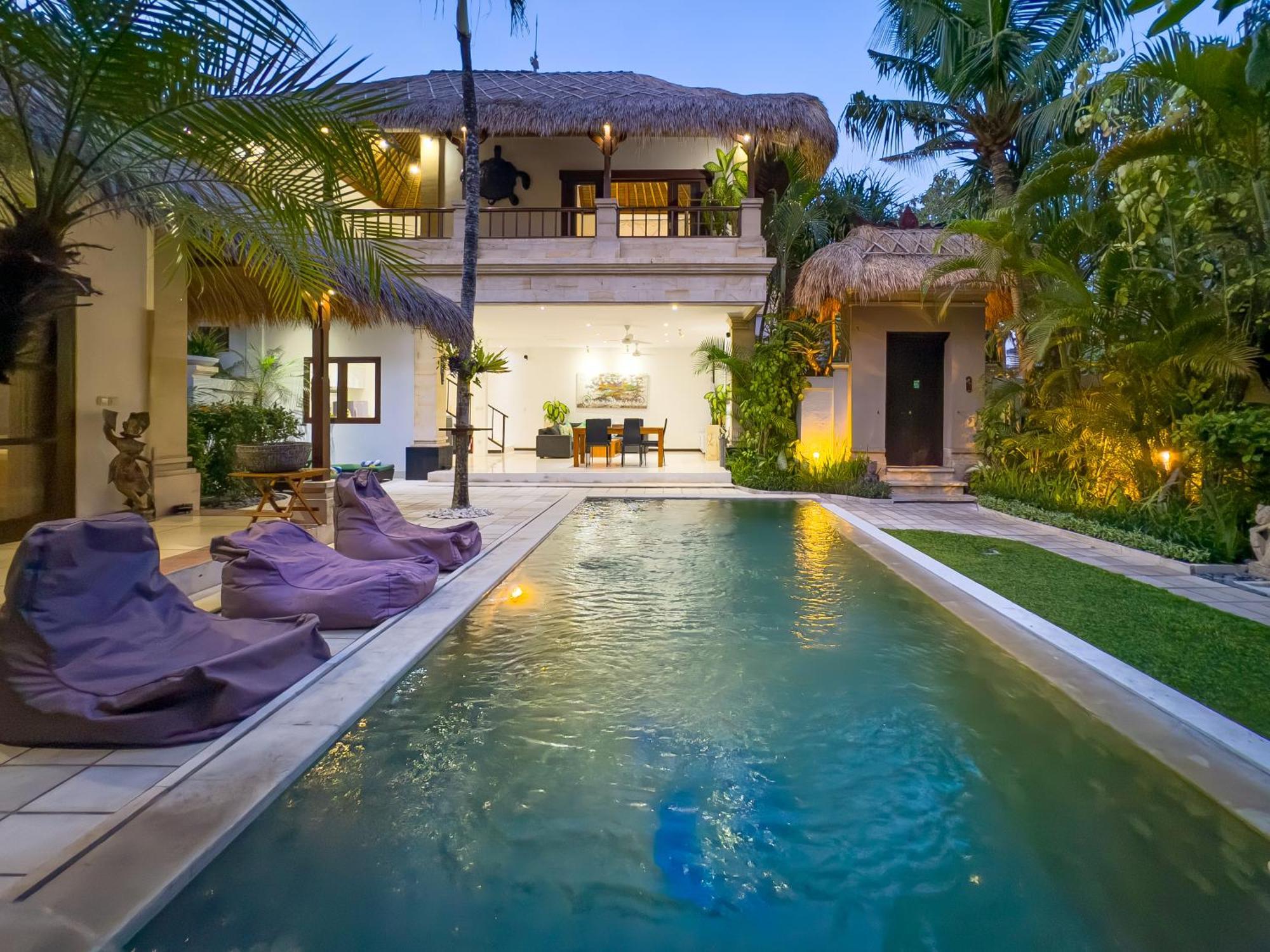 Bugis Kayu Aya Villa Seminyak