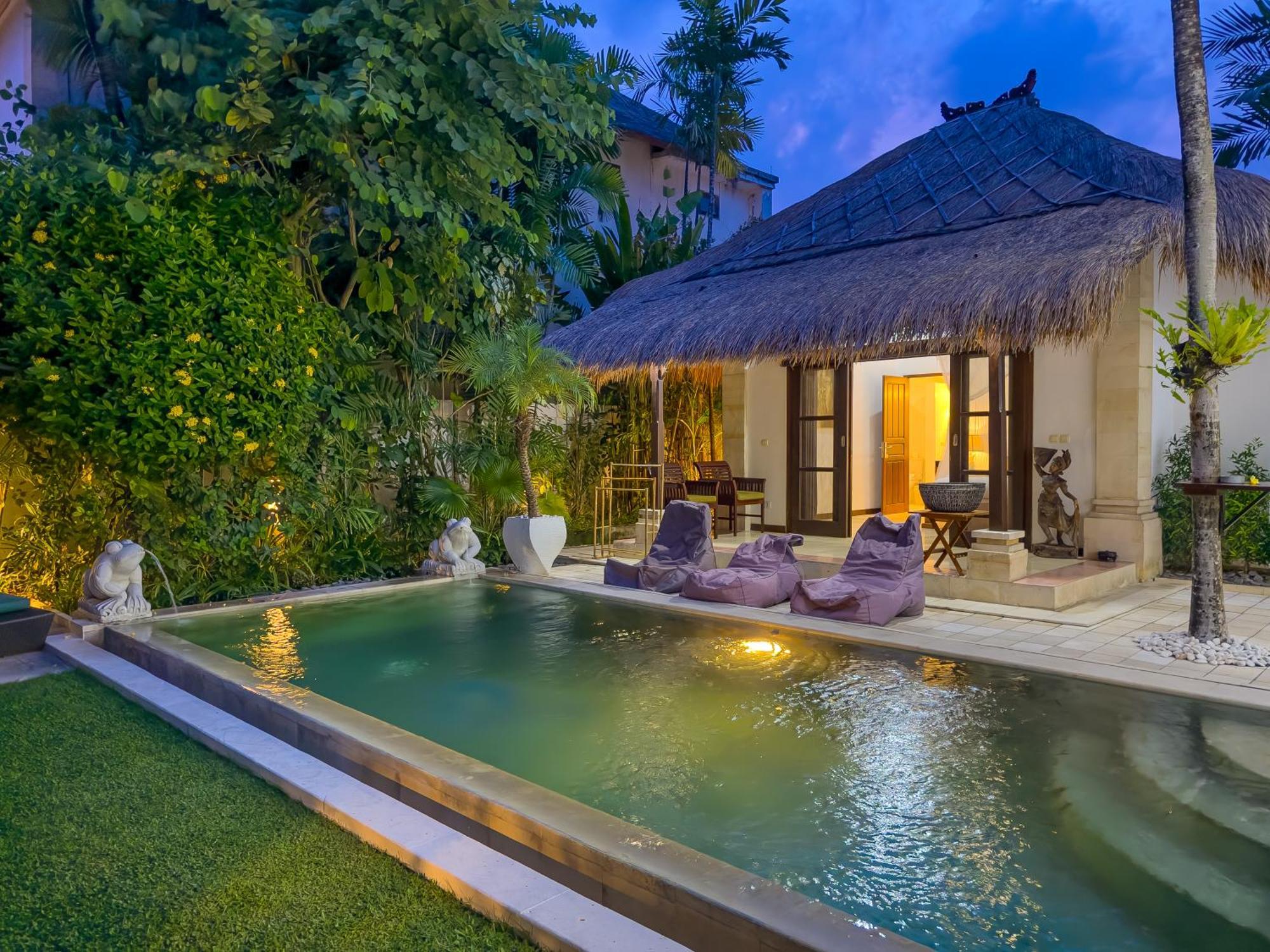 Bugis Kayu Aya * Seminyak