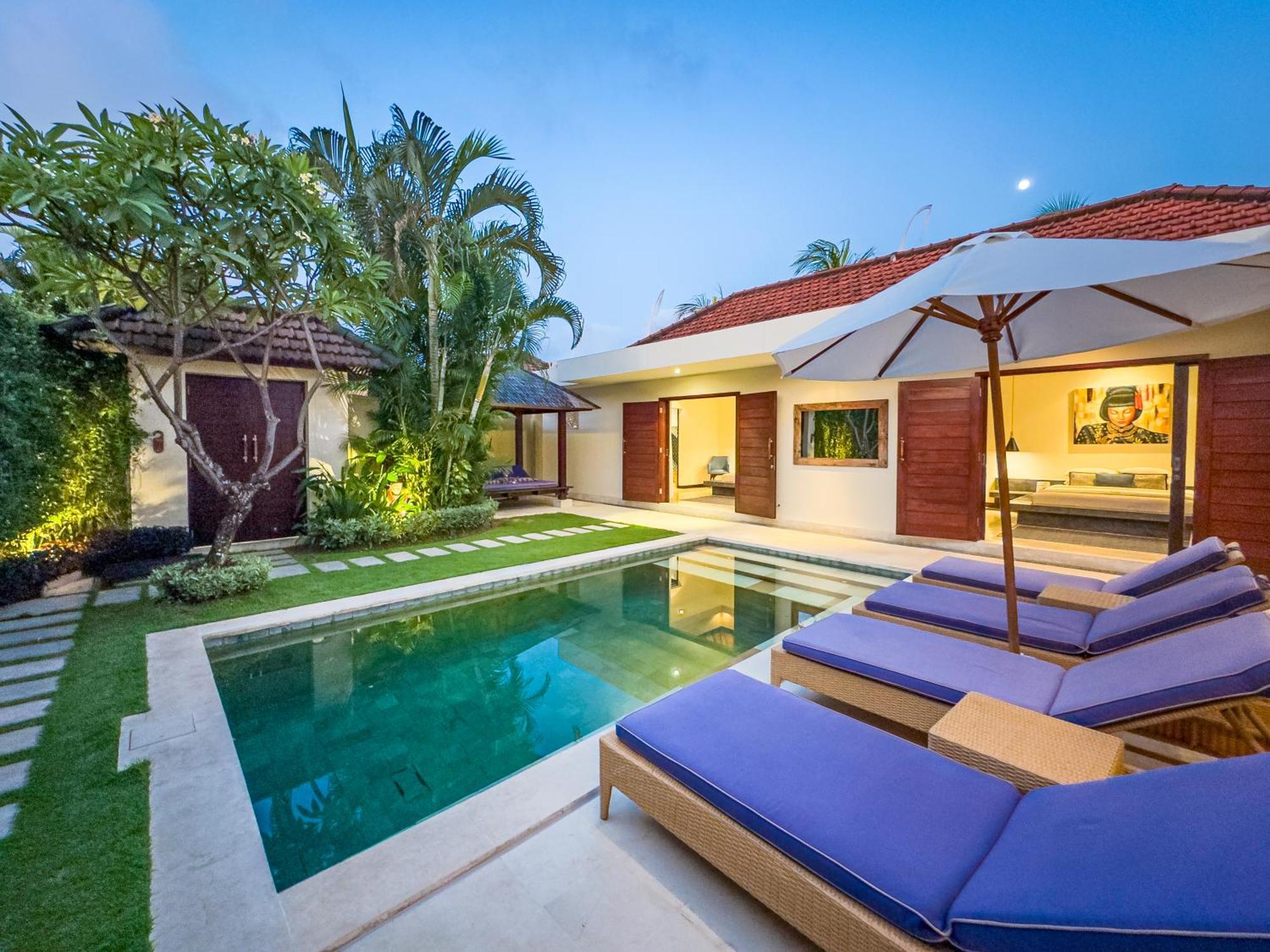 Bugis Kayu Aya * Seminyak