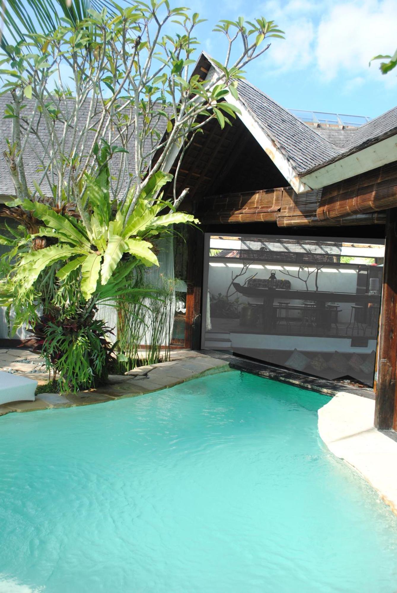 Phinisi - * Seminyak (Bali)