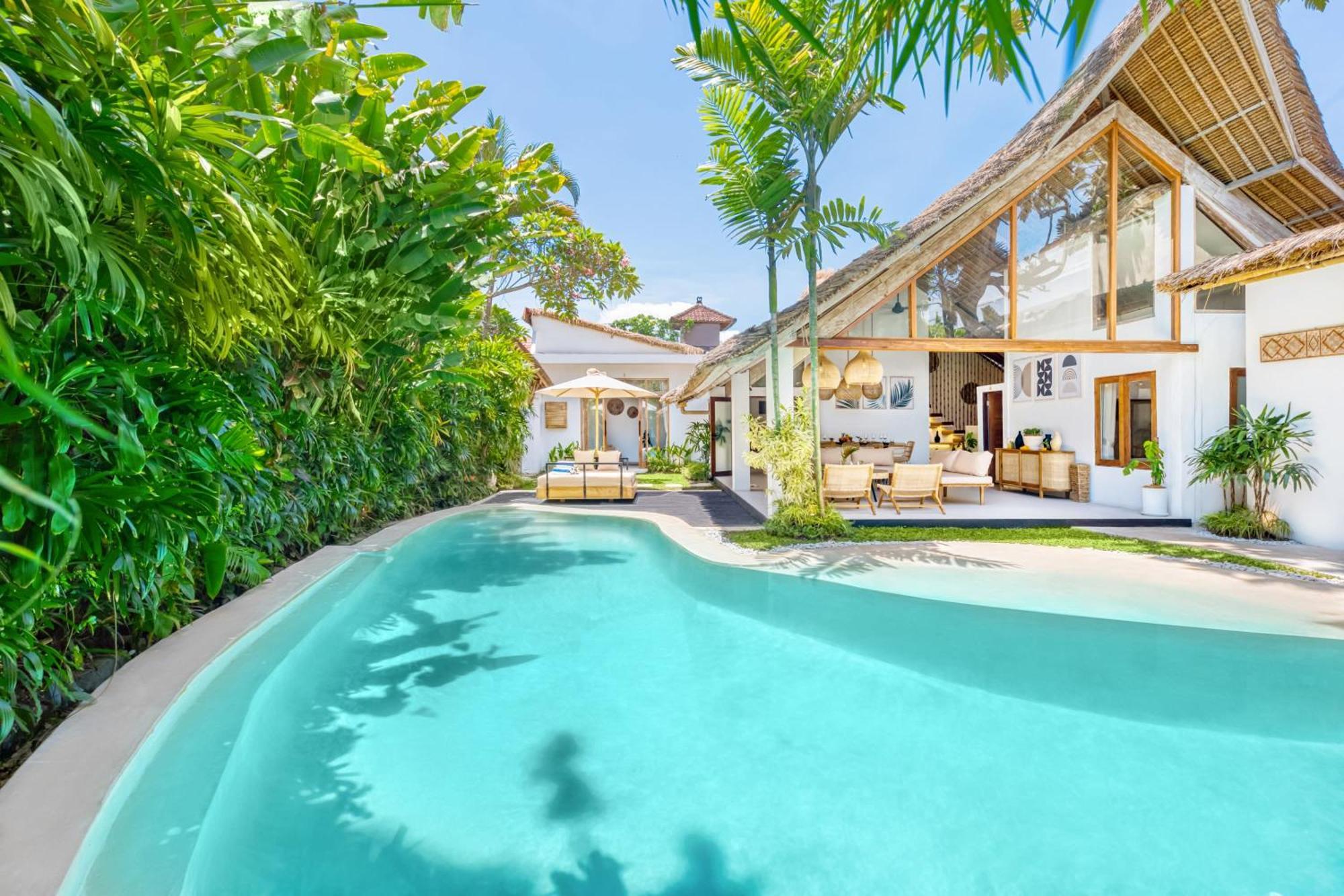 Indigo - 5-bdr With Huge Pool And Garden Villa