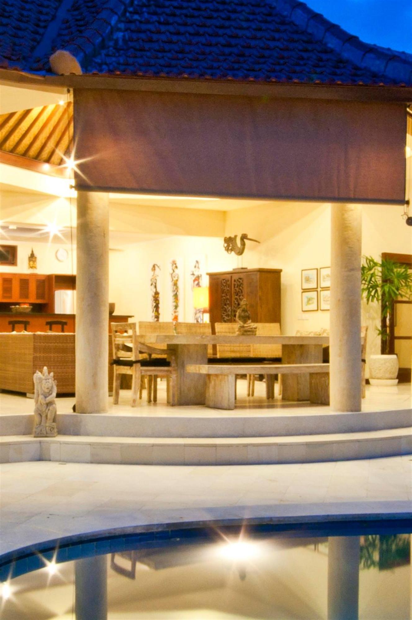 Mango - 3 Bedroom In * Seminyak (Bali)