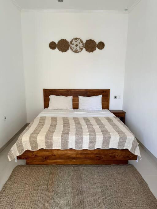 Nila Villa *