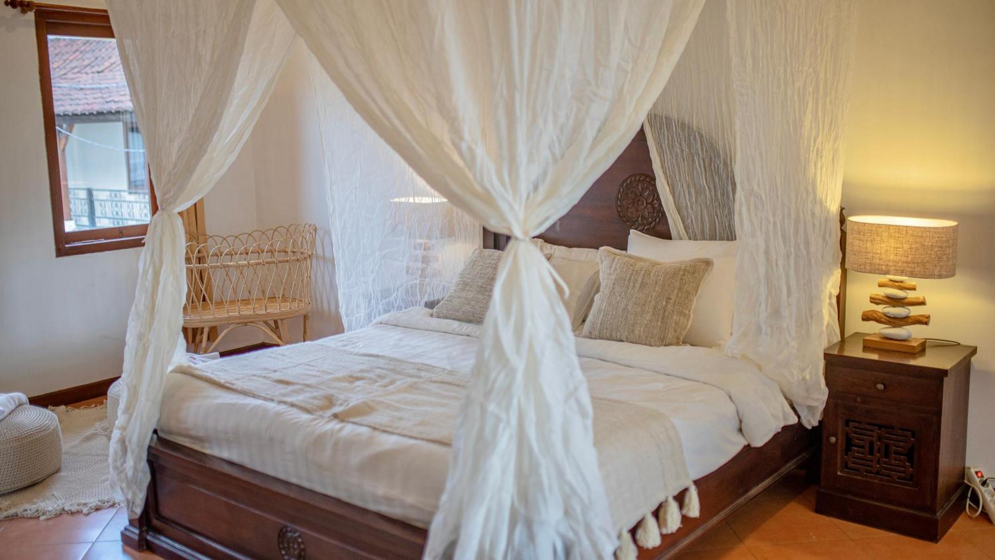 Villa Leluhur 2 - 3br, Free Nmax, Airport Pick Up And Yt Premium Seminyak (Bali)