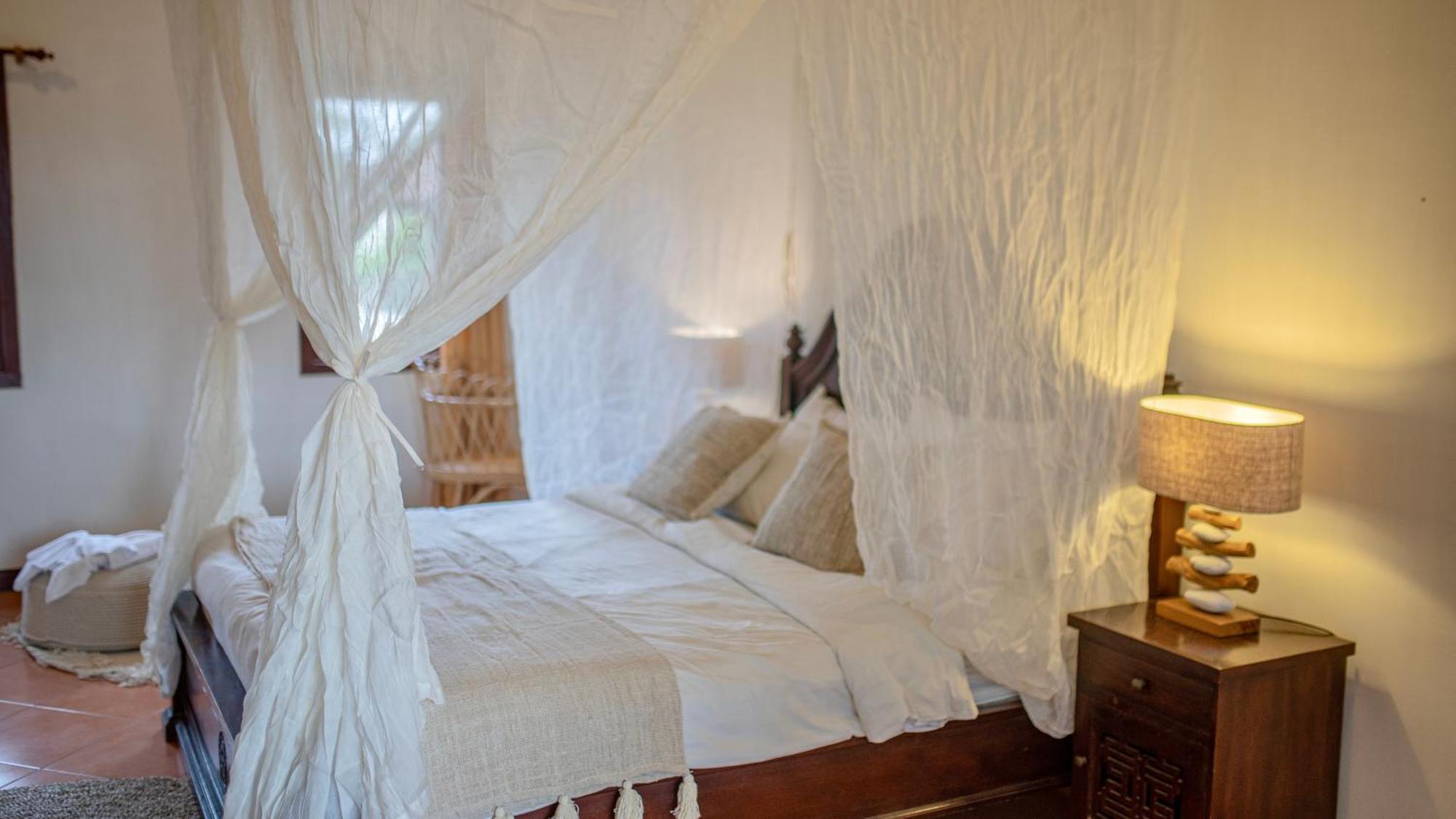 Villa Leluhur 2 - 3br, Free Nmax, Airport Pick Up And Yt Premium