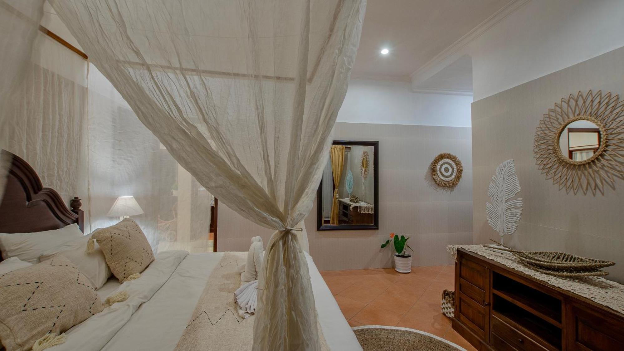 Villa Leluhur 2 - 3br, Free Nmax, Airport Pick Up And Yt Premium *