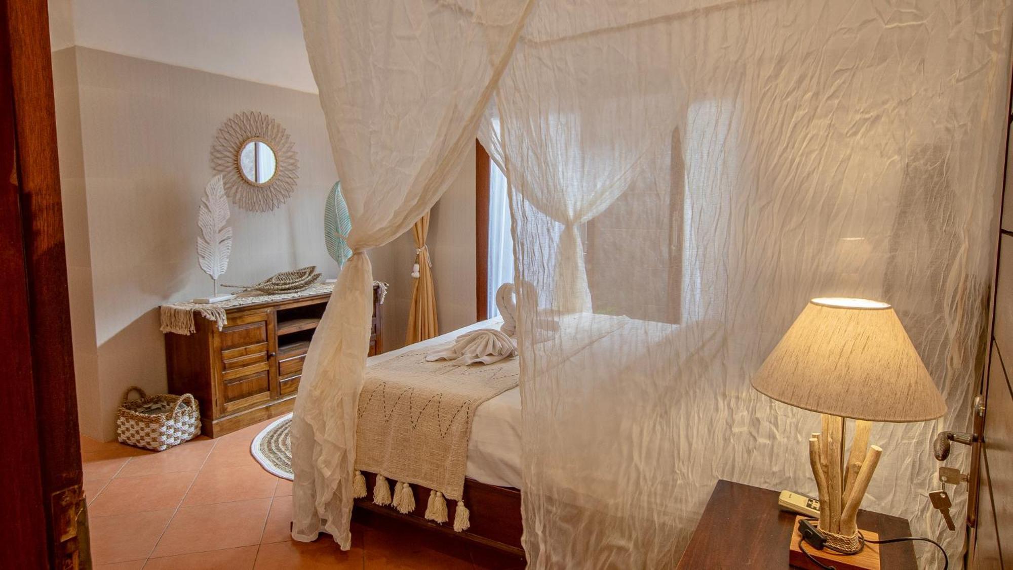 Villa Leluhur 2 - 3br, Free Nmax, Airport Pick Up And Yt Premium Seminyak (Bali)