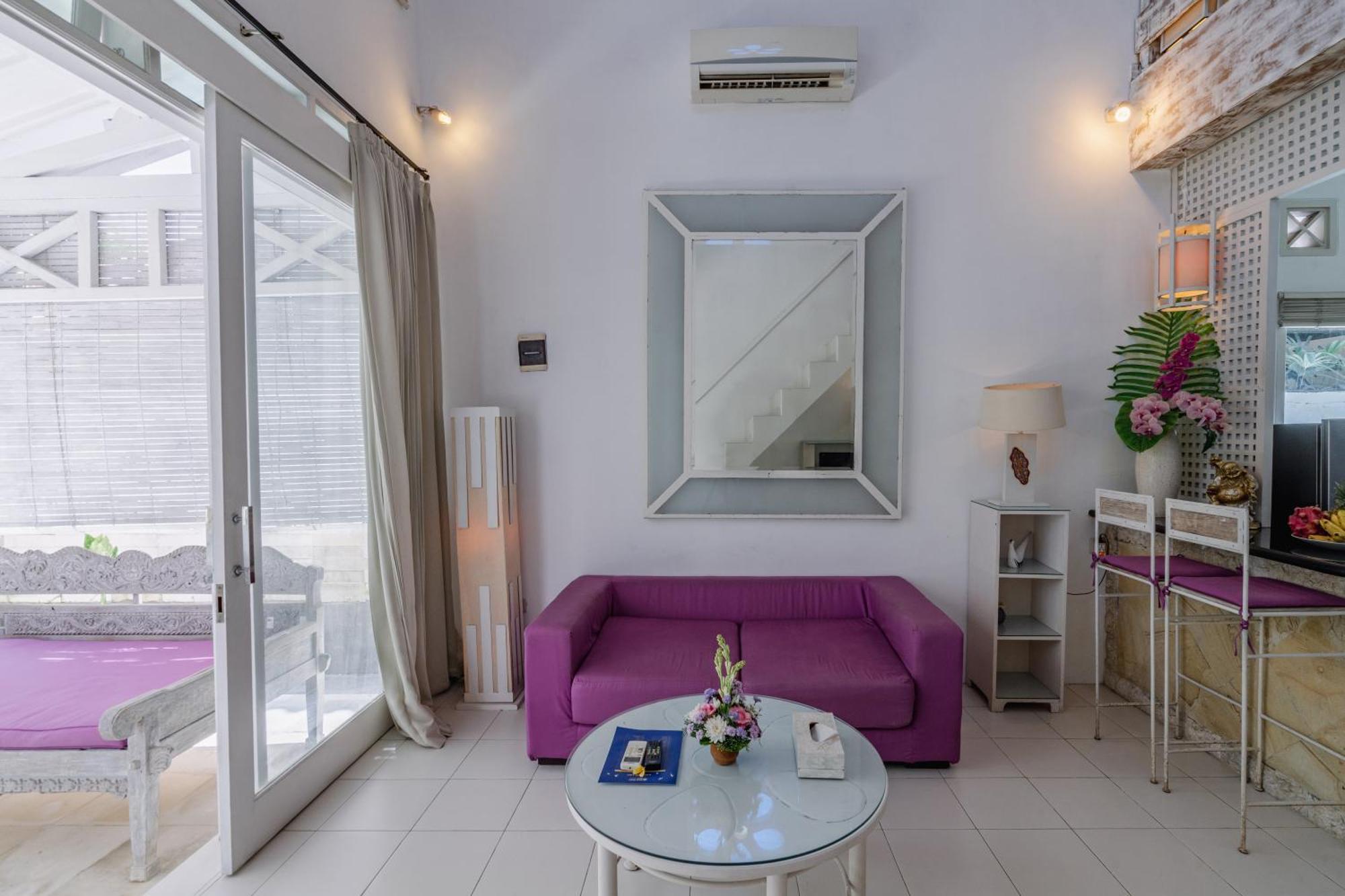 Very Spacious 4 Bedroom Near Seminyak (Bali)