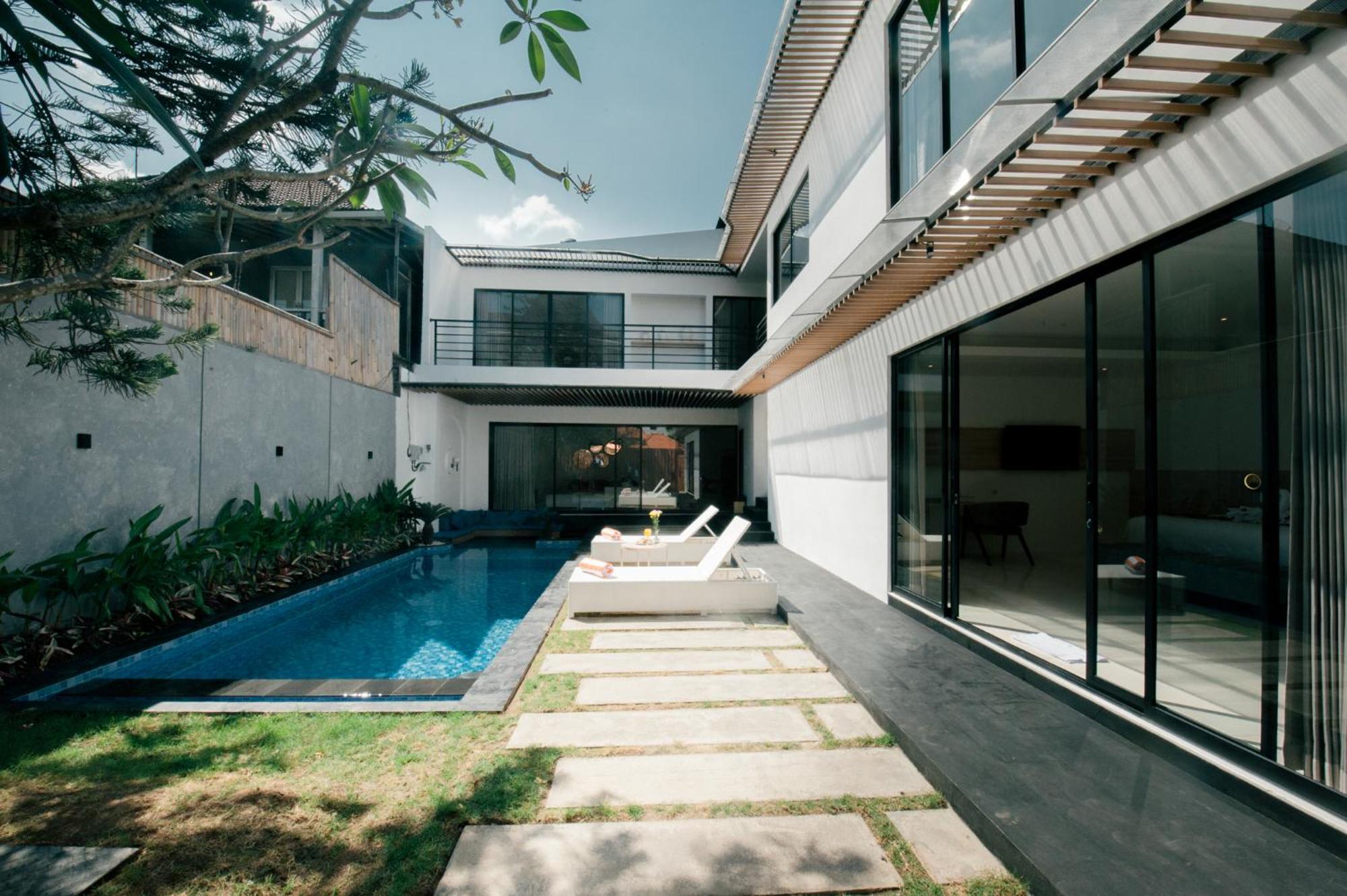 4bedroom Near Lafavela * Seminyak (Bali)