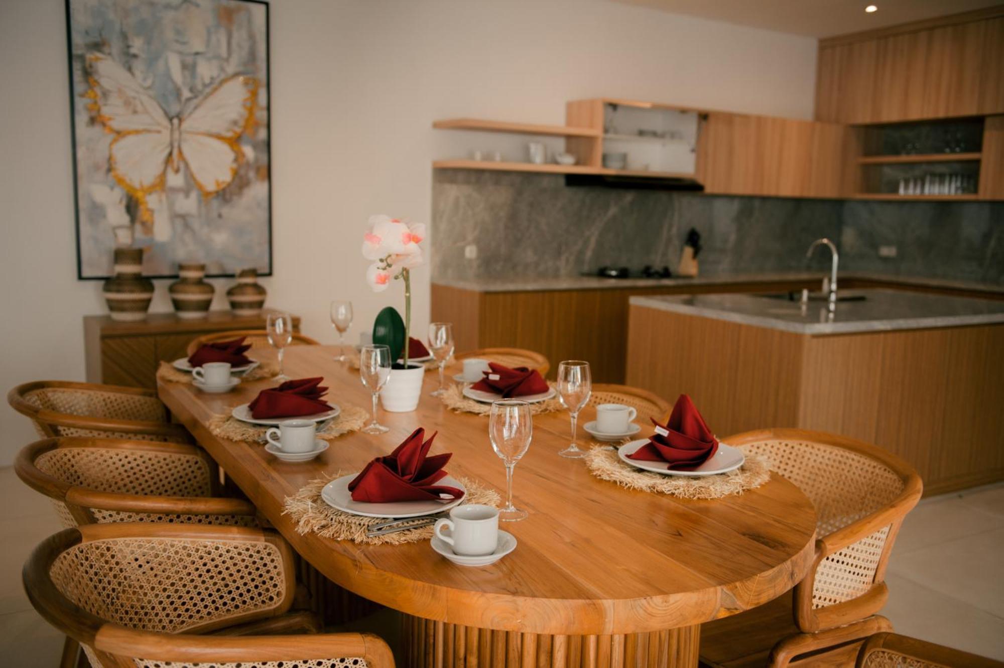 4bedroom Near Lafavela