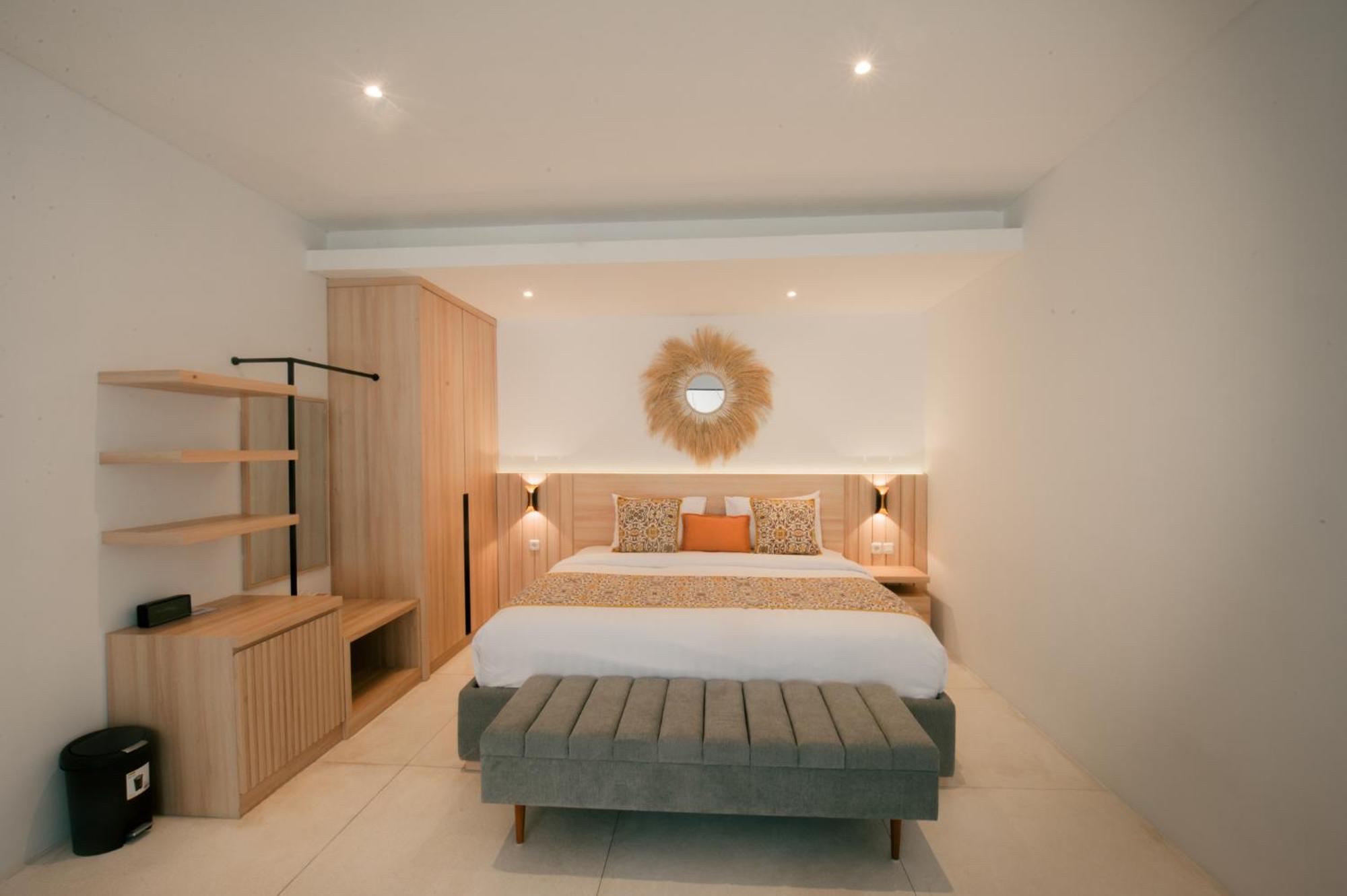 4bedroom Near Lafavela * Seminyak (Bali)